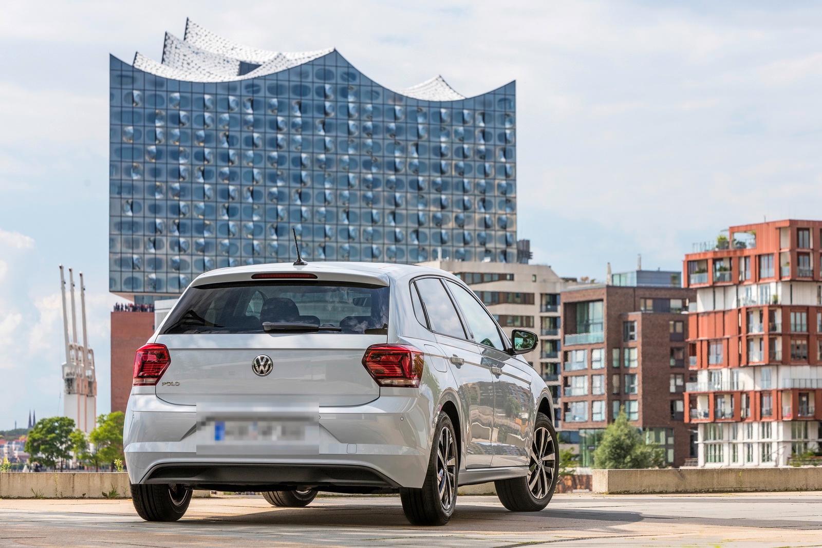 White Volkswagen Polo